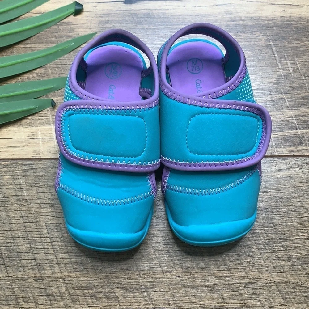Cat & Jack Blue and Purple Velcro Water Shoe Sandals sz 7/8
